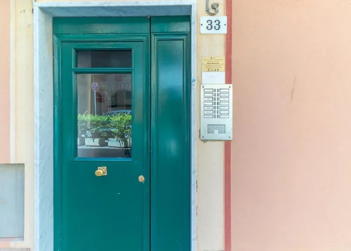 Lägenhet Casa Giada A Due Passi Dal Porto Di *