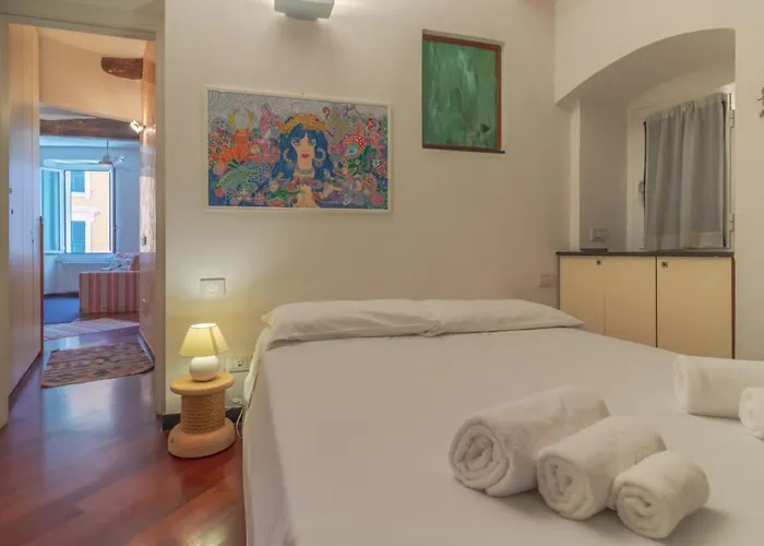 Lägenhet Casa Giada A Due Passi Dal Porto Di